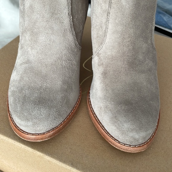 Brand new Joie dalton booties size 37 - color dove - Picture 5 of 12